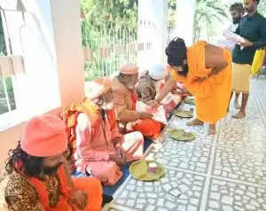 सियारामजी गुरु महाराज का हुआ अभिषेक, हवन व भंडारे के साथ मनाई पुण्यतिथि