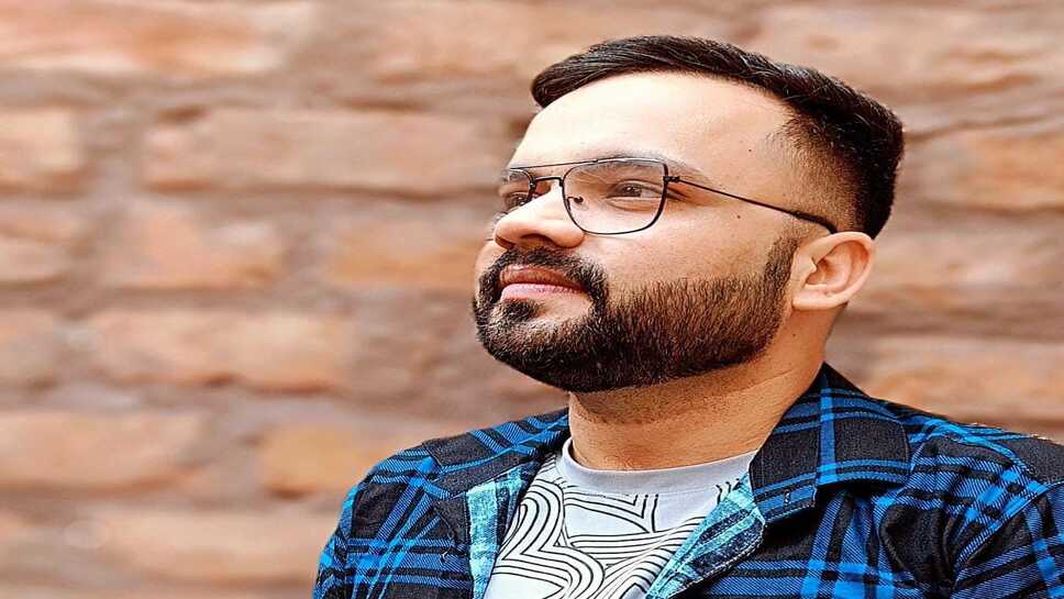 बीकानेर के युवा लेखक योगेश किराडू ने सोशल मीडिया पर मचाई धूम