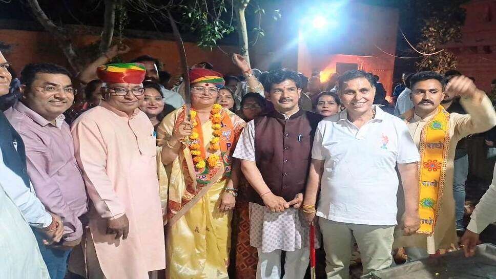 बीकानेर: शिखरबंद महादेव मंदिर में होली स्नेह मिलन और सम्मान समारोह आयोजित"