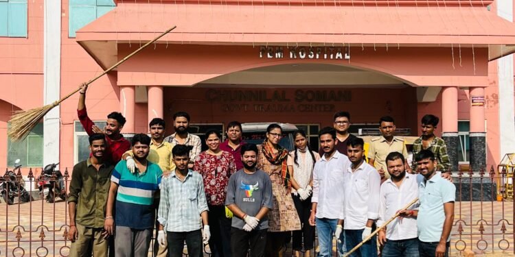 टीम क्लीन कैप्सूल संडे का दूसरा कार्यक्रम, पीबीएम अस्पताल में गूंजा स्वच्छता संदेश