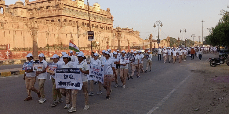 वंदे मातरम@150: प्रभात फेरी के साथ कार्यक्रमों की हुई शुरुआत