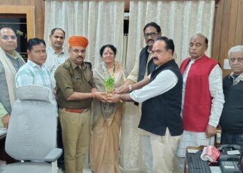 नव नियुक्त अतिरिक्त पुलिस अधीक्षक चक्रवती सिंह राठौर से भाजपा प्रतिनिधिमंडल ने की शिष्टाचार भेंट