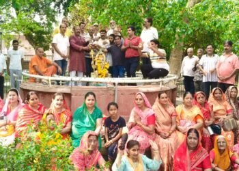 प्रदोष के पावन अवसर पर लक्ष्मीनाथ जी परिसर के फव्वारे का पुनः शुभारंभ