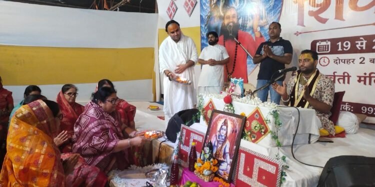 नानी बाई रो मायरो की कथा में भक्त नरसी मेहता की भक्ति और संघर्ष का किया वर्णन