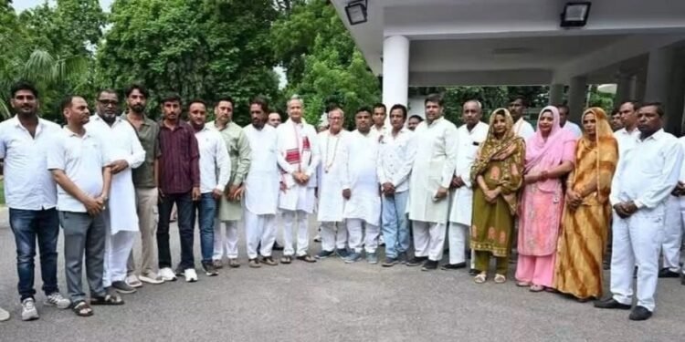 बीकानेर उपमहापौर चुनाव में क्रॉस वोटिंग के मामले को लेकर कांग्रेस शिष्टमंडल ने जयपुर में शीर्ष नेतृत्व से की मुलाकात