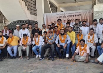 फड़ बाजार फल-सब्जी खुदरा व्यापारी संघ ने मुकुल झांब पैनल का किया भव्य सम्मान